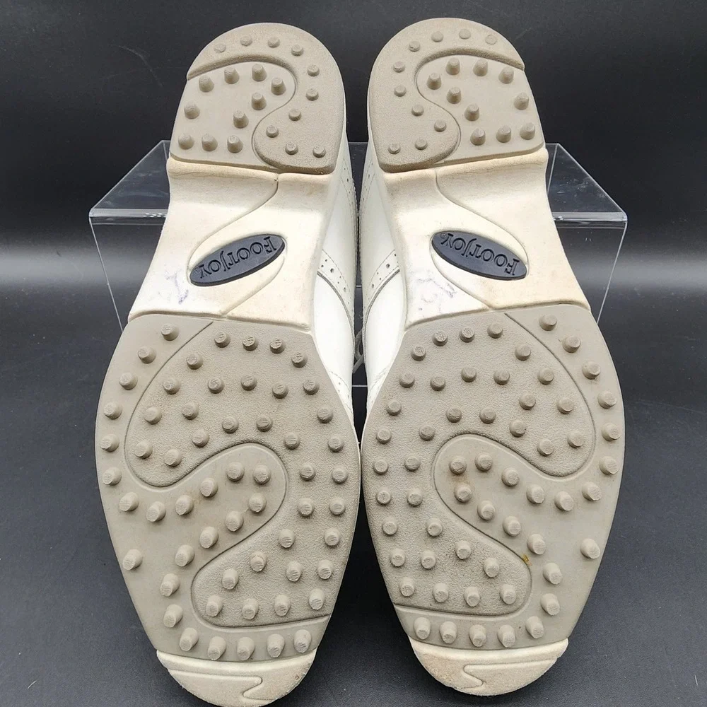 FootJoy 9.5N White SoftJoys Kiltie Wingtip Golf Shoes Preppy Old Money Club